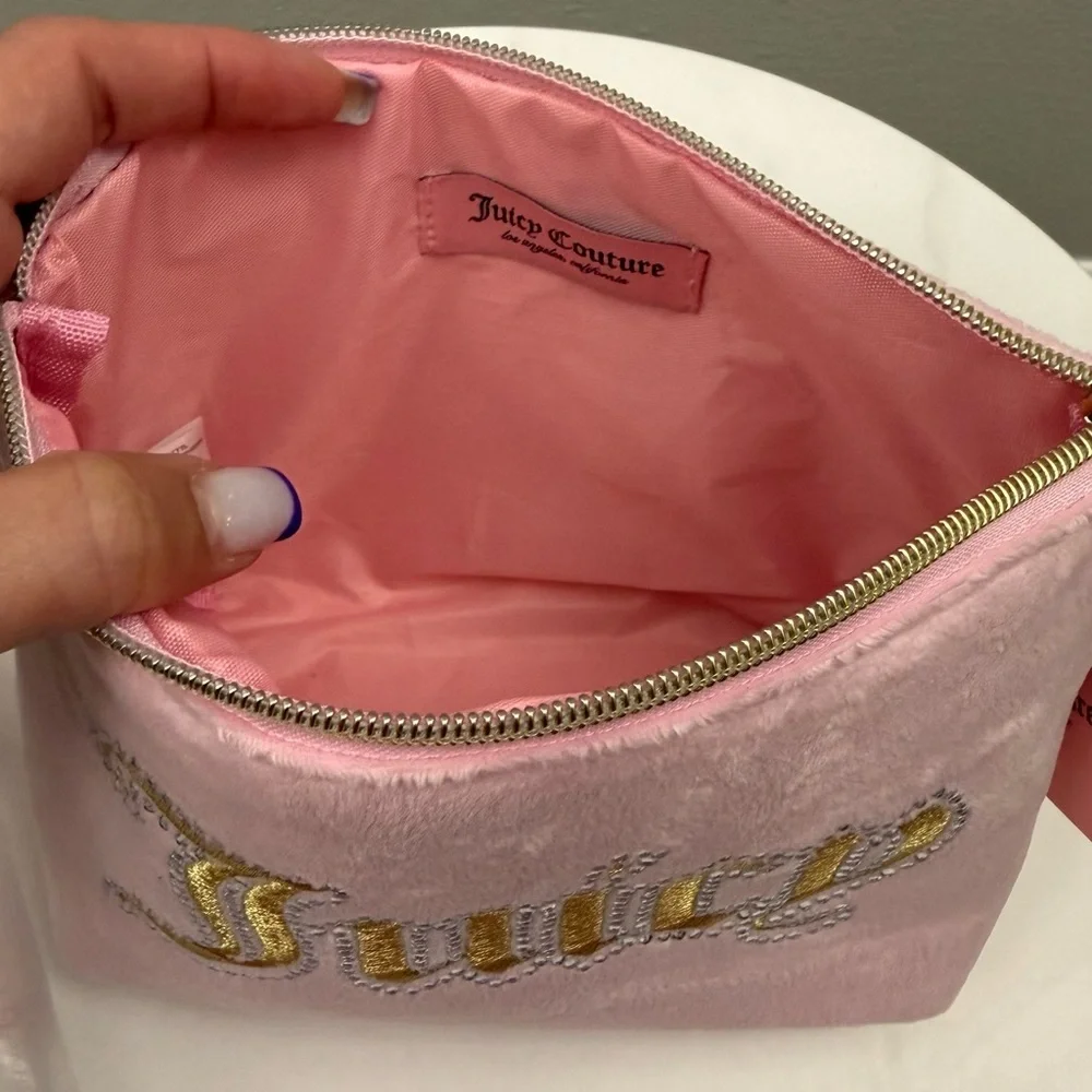 Juicy Couture Pink Velour Cosmetic Bag – Rhinestone Logo – New with Tags